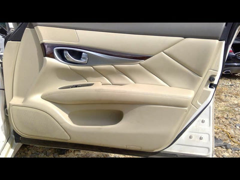 M37       2011 Front Door Trim Panel 3302870