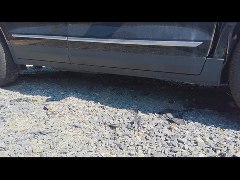 XT5       2017 Rocker Panel Moulding 4749360