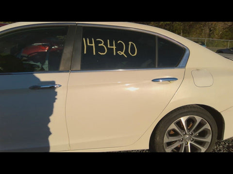 Driver Left Rear Side Door Electric LX Fits 13-17 ACCORD 4792520