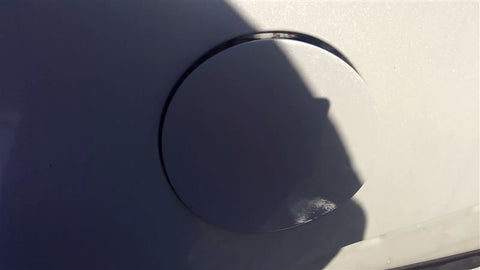 CADENZA   2015 Fuel Filler Door 4637560