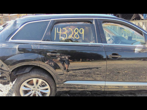 Passenger Right Rear Side Door Fits 1719 AUDI Q7 4685530