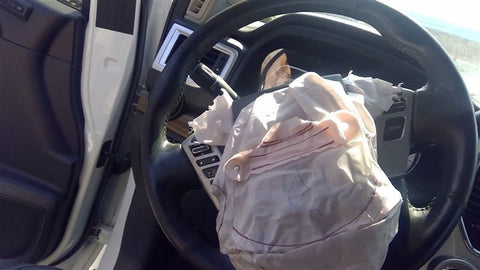 TITAN     2017 Steering Wheel 462440bag not included0