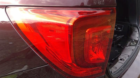 PILOT     2016 Tail Light 4611350