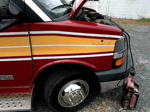 Passenger Right Fender Fits 0317 EXPRESS 2500 VAN 2335860