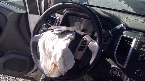 TITAN XD  2018 Steering Wheel 458446bag not included0