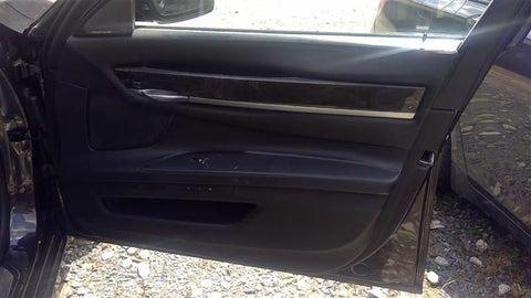 750I      2015 Front Door Trim Panel 3391060
