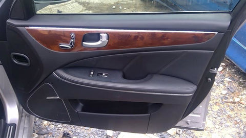 EQUUS     2013 Front Door Trim Panel 3432540