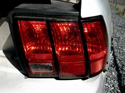 Passenger Right Tail Light Fits 9904 MUSTANG 2471480