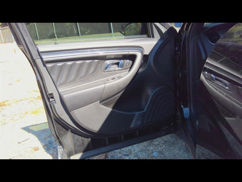 TAURUS    2015 Front Door Trim Panel 4777080