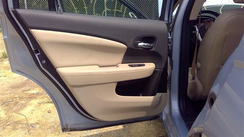 200       2014 Door Trim Panel Rear 4669360