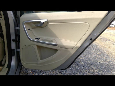 S60       2012 Door Trim Panel Rear 3302330