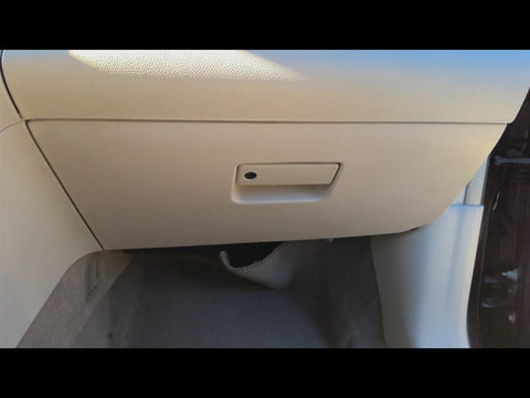 TAURUS    2011 Glove Box 4786490