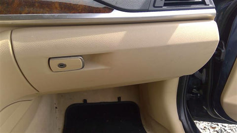 328D      2014 Glove Box 4650450