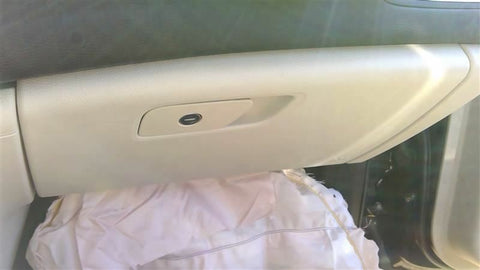 200       2016 Glove Box 3475320