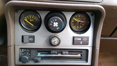 944       1984 InfoGPSTV Screen 3611660