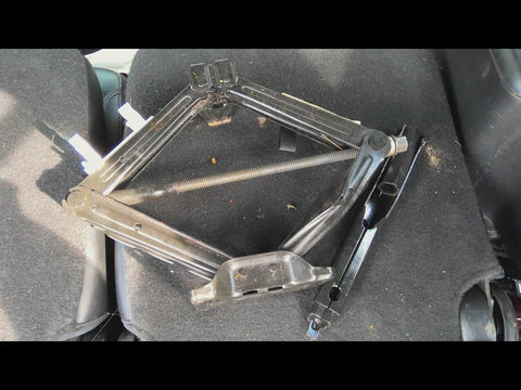 EXPLORER  2016 Jack 471214 AND TOOLS!0