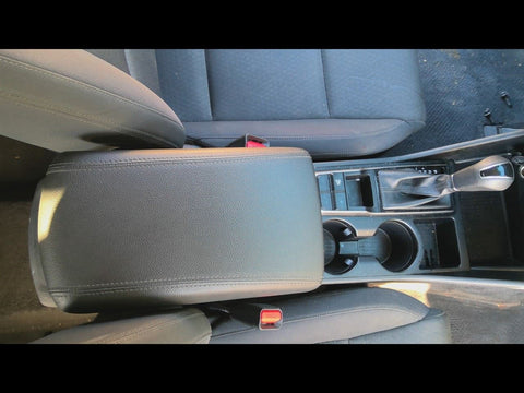 Console Front Floor Without Rear Vent Fits 16-21 TUCSON 4791710