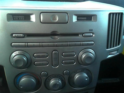 04 05 GALANT AUDIO EQUIPMENT CONTROL FACE PLATE 6 CD CHANGER 2245850