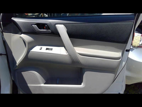 HIGHLANDR 2013 Front Door Trim Panel 3249750