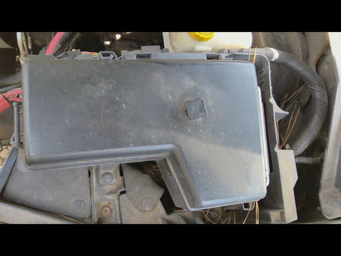 Fuse Box Engine Fits 0507 DAKOTA 4768250