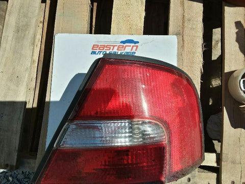 00 01 NISSAN ALTIMA R. TAIL LIGHT QTR MTD 1622350