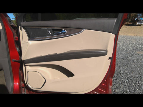 MKX       2018 Front Door Trim Panel 4790500