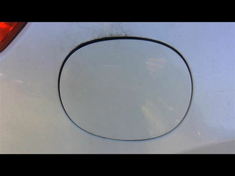FX35      2003 Fuel Filler Door 3308000