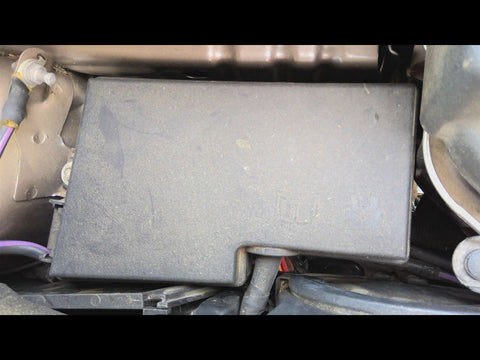 Fuse Box Engine With Automatic Engine Stop And Start Fits 1819 MKC 4762550