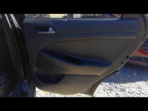 TUCSON    2016 Door Trim Panel Rear 3357400
