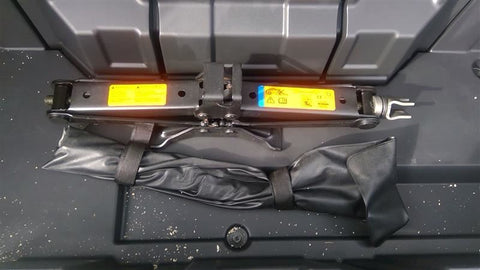 PATHFINDR 2018 Jack 462338 AND TOOLS!0