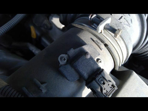 Air Flow Meter 2.7L 4 Cylinder 2TRFE Engine Fits 0517 TACOMA 2880800