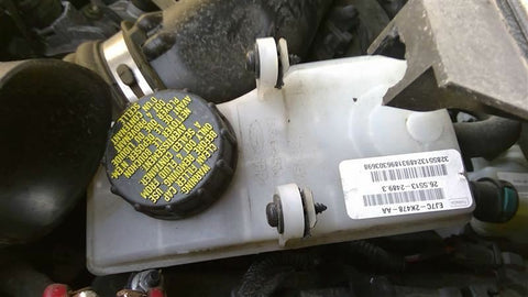 Brake Master Cylinder Fits 1519 MKC 3454810