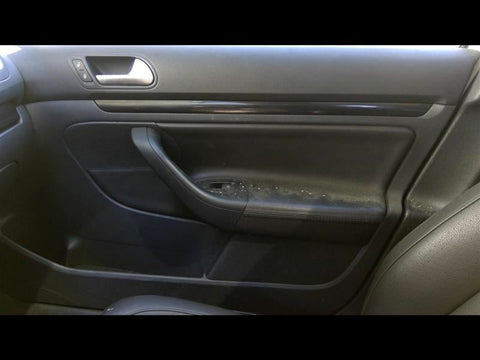 JETTA     2014 Front Door Trim Panel 3245660