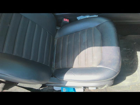 FUSION    2017 Front Seat 4683900