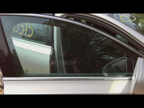 Passenger Right Front Door Glass Tempered Fits 1720 VOLVO S90 4693960