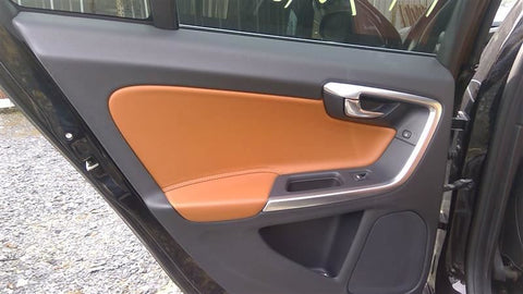 V60       2015 Door Trim Panel Rear 4612470