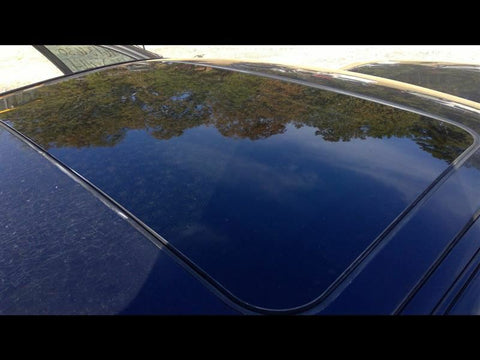 ASSEMBLY SunRoof Glass Fits 0610 BMW 550i 3301130