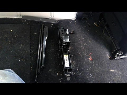 TOWN COUN 2016 Jack 332930 AND TOOLS!0