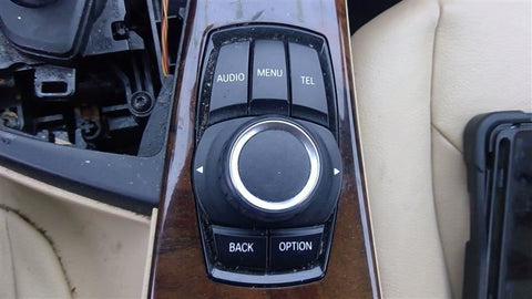 Audio Equipment Radio Control Console Mounted Fits 12-18 BMW 320i 4649960