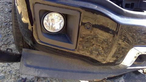 Corner/Park Light Fogdriving Bumper Mounted Fits 0714 SUBURBAN 1500 3619490