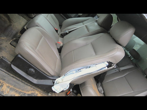 Driver Front Seat With Air Bag Vinyl Fits 1722 FORD F250SD PICKUP 4753160