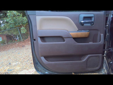 SILVRDO15 2016 Door Trim Panel Rear 4697080