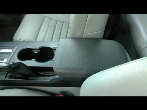 Console Front Floor Fits 05-06 MUSTANG 3325090