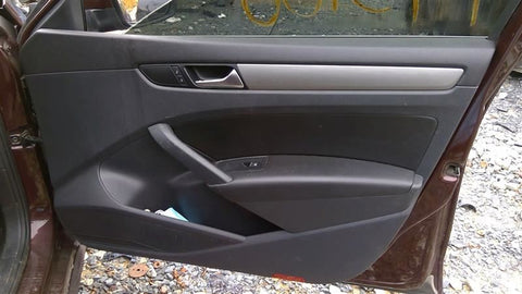 PASSAT    2014 Front Door Trim Panel 3606090