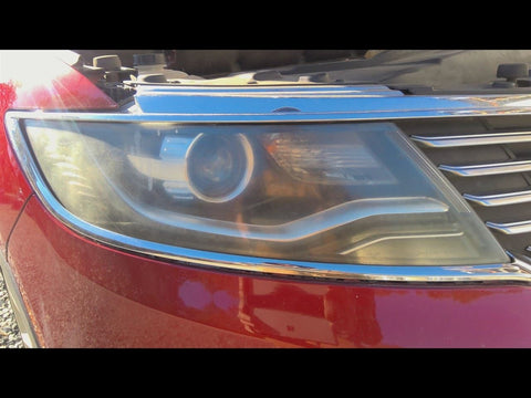 Passenger Headlight Xenon HID With Adaptive Headlamps Fits 16-18 MKX 4790200