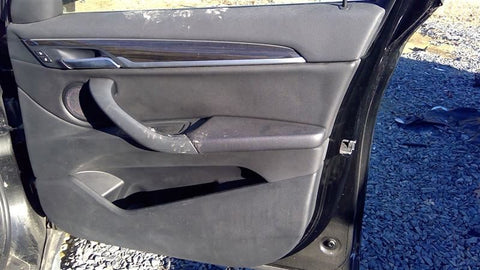 X1        2018 Front Door Trim Panel 3587950