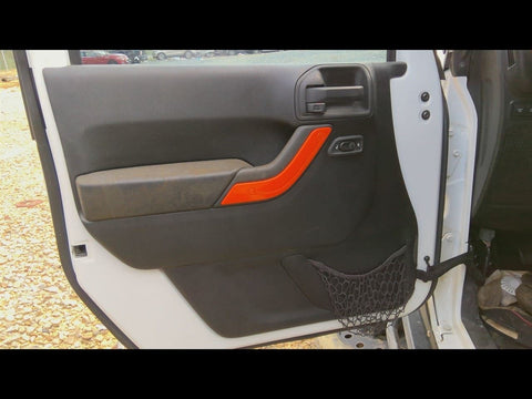 WRANGLER  2014 Front Door Trim Panel 4769210