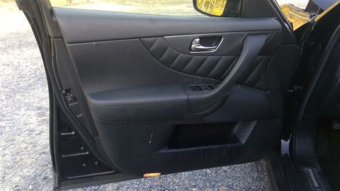 FX35      2011 Front Door Trim Panel 4600770