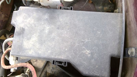 Fuse Box Engine Fits 00-01 DODGE 1500 PICKUP 3591310