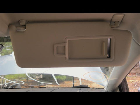 Passenger Right Sun Visor Illuminated Fits 1519 GOLF 4684780